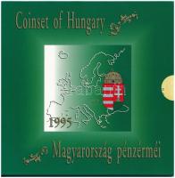 1995. 10f-200Ft (11xklf) forgalmi sor dísztokban, benne 200Ft Ag "Deák", "Magyarország pénzérméi" sorozat. A tokon a ragasztás részben elengedett. T:BU patina Adamo FO28.2