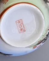 Kínai reggeliző szett (csésze, csészealj, kistányér), kannával, kiöntővel és cukortartóval, porcelán...