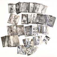 140 db vegyes erotikus fotó, 9,5×6,5 és 12×9 cm-es méretben