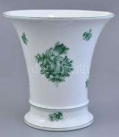 Herendi zöld virág mintás váza. Kézzel festett, jelzett, alján mázrepedésekkel m: 14 cm, d: 14 cm