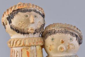 Kiss Roóz Ilona (1920-2010): Éneklő pár, mázas kerámia, kézzel festett, jelzett, hibátlan, m: 21 cm