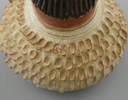 Kiss Roóz Ilona (1920-2010): Figurális váza, mázas kerámia, kézzel festett, jelzett, hibátlan, m: 14...