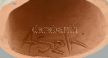 Antalfiné Szente Katalin: Gyermekét szoptató anyuka, festett kerámia, hibátlan, jelzett, m:28cm