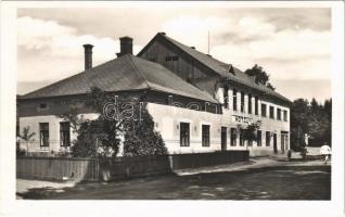 Velké Karlovice, Gross Karlowitz; Hotel Potocky