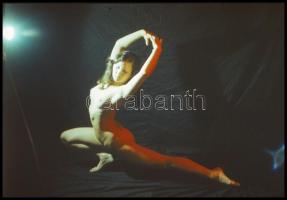 cca 1973 Czakó László (?-?) pécsi fotóművész hagyatékából 13 db vintage DIAPOZITÍV az aktfotó műfajá...