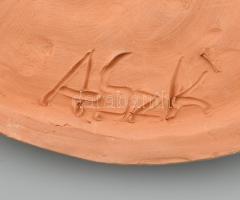 Antalfiné Szente Katalin: Anya gyermekével, fali kerámia, hibátlan, jelzett, 36x23cm