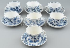 7 db Meisseni porcelán teás csésze, aljjal. Máz alatti kék festés, kétféle jelzéssel (csillagos Meissen és royal Meissen), egyik csésze alja pótlás: Hutschenreuther Bavaria lepattanással egyik csésze alján.