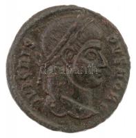Római Birodalom / Siscia / Crispus 326-327. AE Follis (2,78g) T:1-  Roman Empire / Siscia / Crispus 326-327. AE Follis IVL CRIS-PVS NOB C / PROVIDEN-TIAE CAESS - .Delta SIS. (2,78g) C:AU RIC VII 201.