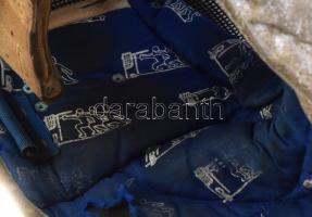 Magyar gyártmányú vívósisak, kopásnyomokkal, kissé foltos, sérült béléssel