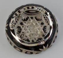 Bordó ólomkristály hamutartó, apró csorbákkal, d: 16 cm