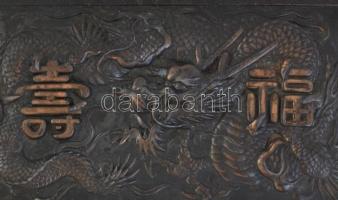 Kínai doboz 1914-es vésettel, fém, sérült. 15x9x4cm