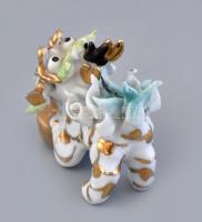 2 db kínai porcelán fookutya. Kézzel festett, jelzett, minimális lepattanással. 7 cm