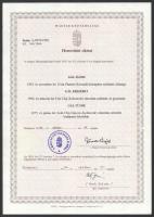 1969-1994 Göncz Árpád pecsételt aláírása honosítási okiraton + román nyelvű fényképes diploma