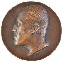 Ismeretlen férfi portréja, relief, fém. Jelzett, d: 9,5cm