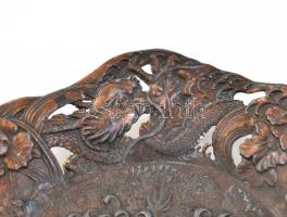 Sárkányos fém tálka, kopott, d:16cm