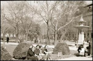 cca 1940-1950 Kassai részletek, 9 db fotónegatív, 4,5×5,5 cm