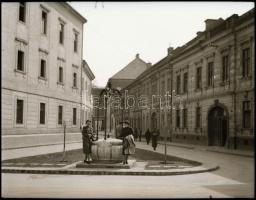 cca 1940-1950 Kassai részletek, 9 db fotónegatív, 4,5×5,5 cm