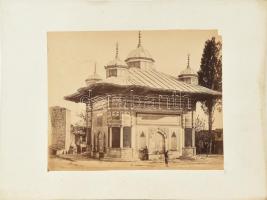 cca 1880-1900 Isztambul, Topkapi palota, III. Ahmed szultán szökőkútja, kartonra kasírozott fotó, 26,5x21,5 cm / Istanbul, Topkapi Palace, Fountain of Ahmed III, vintage photo