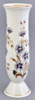 Zsolnay porcelán búzavirágmintás váza, kézzel festett, jelzett, kis kopásnyomokkal, m: 26,5 cm