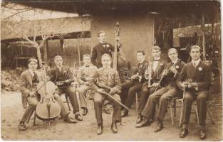 1912 Csurgó, cigányzenekar / Gypsy musicians. photo (EK)