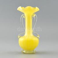 Sárga kétrétegű hutaüveg váza, kis kopásnyomokkal, m: 16,5 cm