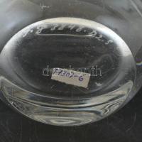 Orrefors jelzéssel üveg váza, gravírozott lantos díszítéssel, kopásnyomokkal, m: 18 cm