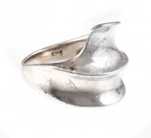 Ezüst (Ag) modern gyűrű, jelzett, méret: 59, nettó: 7,42 g