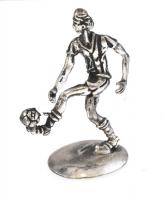 Ezüst(Ag) miniatűr focista, jelzett, m: 5 cm, nettó: 13,79 g