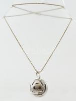 Ezüst(Ag) venezianer nyaklánc, gömb függővel, jelzett, h: 43 cm, bruttó: 15,5 g