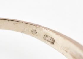 Arany (Au) 14k. Gyűrű 2db. Cirkónia ékítéssel, kő hiányokkal. Jelzett. 4,1g M: 57 és 58