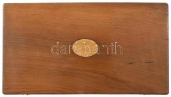 Régi, sérült fa doboz, selyem béléssel, 34x19x4,5 cm