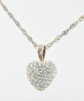 Ezüst(Ag) csavart nyaklánc, szívecskés köves medállal, jelzett, h: 39 cm, bruttó: 4,91 g