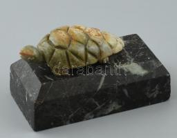 Zsírkő teknős figura 12 cm + márvány talapzat. 13 cm