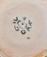 Iparművészeti Vállalatos Gorka mázas kerámia edény, jelzett, peremén kis gyári hibával, 19x13,5x12 c...