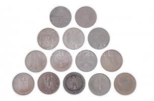 NSZK 1972-1986. 5M Cu-Ni (14xklf) emlékiadások tanúsítvánnyal T:1,1- FRG 1972-1986. 5 Mark Cu-Ni (14...