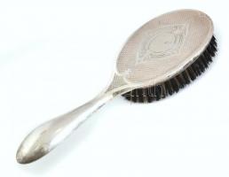 Contraetz ezüstözött alpakka hajkefe, kopásnyomokkal, h: 24 cm