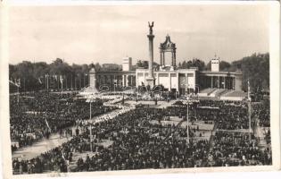 1938 Budapest XIV. Milleniumi emlékszobor, XXXIV. Nemzetközi Eucharisztikus Kongresszus (fa)