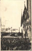 1928 Venezia, Venice; celebration. Foto Giacomelli, photo (lyuk / hole)