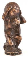 Atlasz bronz figura, jelzés nélkül, m: 9 cm