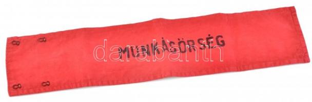 Munkásőrség feliratú vörös textil karszalag, h: 43 cm