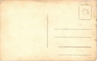 Singer varrógép reklám hölgyekkel / Singer sewing machine advertisement with ladies. photo (fl)