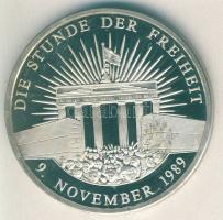NSZK 1989. "Német egység" Ag emlékérem 35,5g T:PP Eredeti díszdobozban!