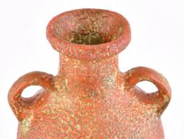 Pesthidegkúti váza a "Niobé" sorozatból. Színes mázakkal festett kerámia, jelzés nélkül, k...