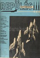 1970 Repülés, űrrepülés c. folyóirat teljes évfolyama (12 szám, félvászon kötésben, kissé sérült gerinccel, kopott borítóval, foltos lapokkal, néhány oldalon jelölésekkel