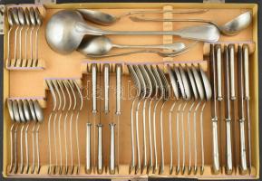 Berndorf alpakka 6 személyes evőeszköz készlet díszdobozban. Jelzett. Doboz sérült