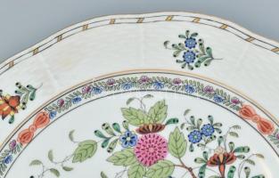 Herendi indiai kosár fantázia mintás lapos tányér. Kézzel festett, jelzett, hibátlan. d: 25 cm Fém f...