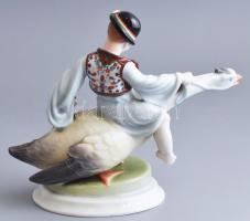 Herendi porcelán Ludas Matyi, gazdagon díszített magyaros mintával. Kézzel festett, jelzett, apró ko...