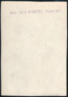 cca 1932 Kinszki Imre (1901-1945) budapesti fotóművész hagyatékából pecséttel jelzett vintage fotó (...