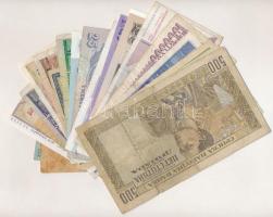 22xklf külföldi bankjegytétel, közte Olaszország / Velence / Osztrák-magyar megszállás 1918. 5c + 10...