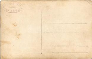 Pakod (Zala megye), ünnepség, csoportkép italozó társasággal. Domján Imre photo (EK)